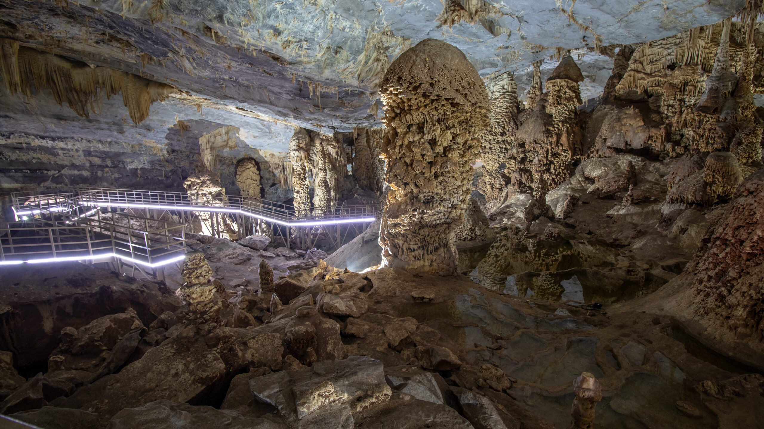 Grutas de Bustamante 05